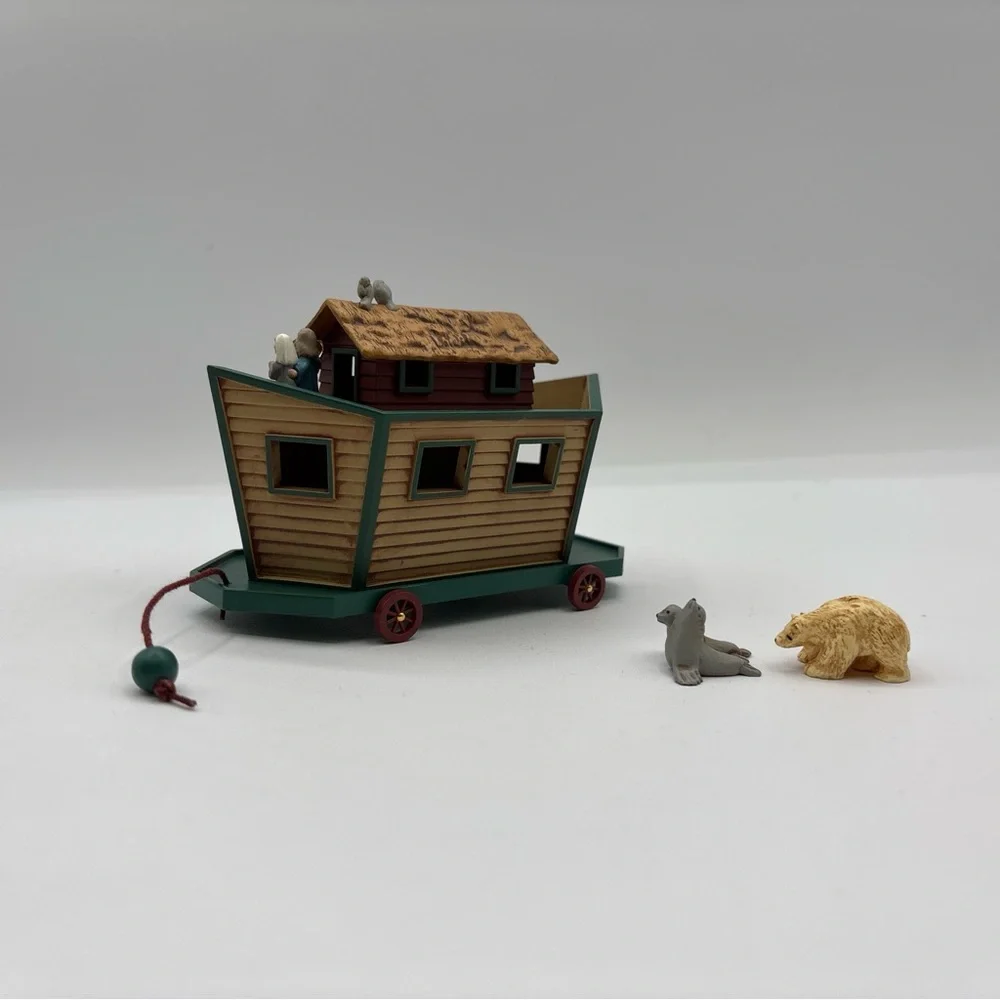 Hallmark Keepsake Ornament 1994 Noah’s‎ Ark Three Piece Set Special Edition